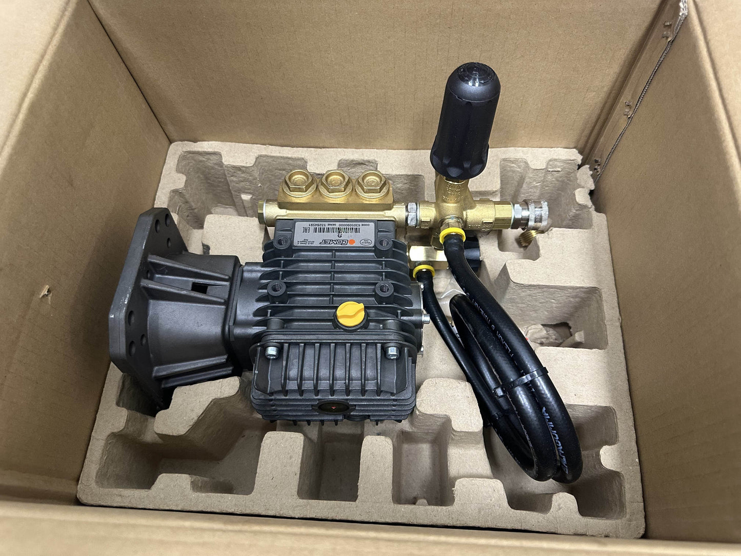 Complete Pressure Cleaner Comet Pump With External Unloader 4000psi 15.2 L/min - Pump - 890.00 - Pump