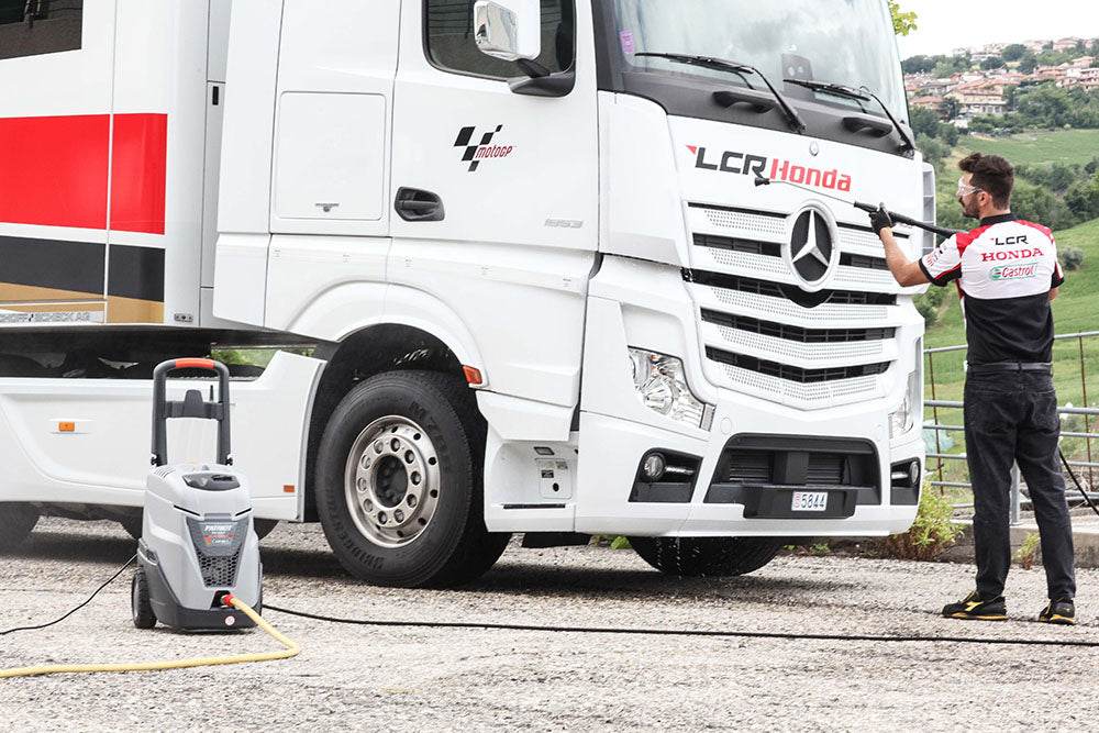 Italy COMET Hot Electric Pressure Cleaner Single Phase – Patriot 2175 Psi @ 8 L/min - Hot Electric Pressure Cleaner - 2390.00 - Hot Electric Pressure Cleaner